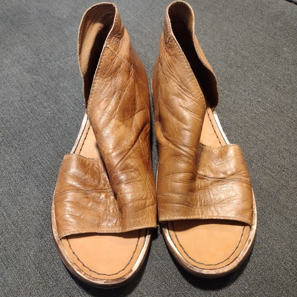 FREE PEOPLE D'orsay Distressed Leather Sandals Shoes - Picture 4 of 11